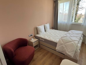 Apartment | 1 bedroom, laptop workspace, iron/ironing board, bed sheets - Comfort Studio in a Premium Residence- Sport/cinema (Huningue)