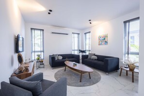 House | 3 bedrooms, Internet - Modern Garden Villa Near Jan Thiel Mambo (Jan Thiel)