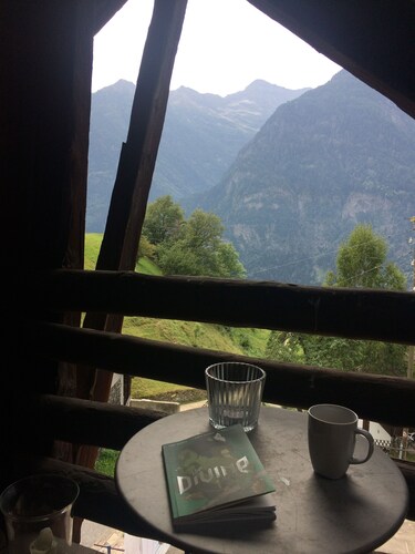 Cosy home with fully equipped kitchen in the Swiss Alps