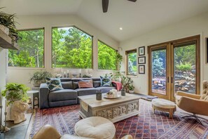 Televisie en een kantoor