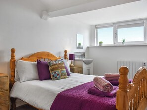 4 bedrooms, free WiFi