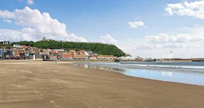 4 bedroom accommodation in Scarborough
