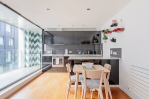 Unclassified image, 4 of 26, button - Modern 1BD Flat, 6 min walk to Old Street Station (Greater London)