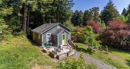 Westhaven Woods~Low rate special! Near beach & Redwoods!
