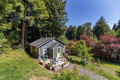 Westhaven Woods~Low rate special! Near beach & Redwoods!