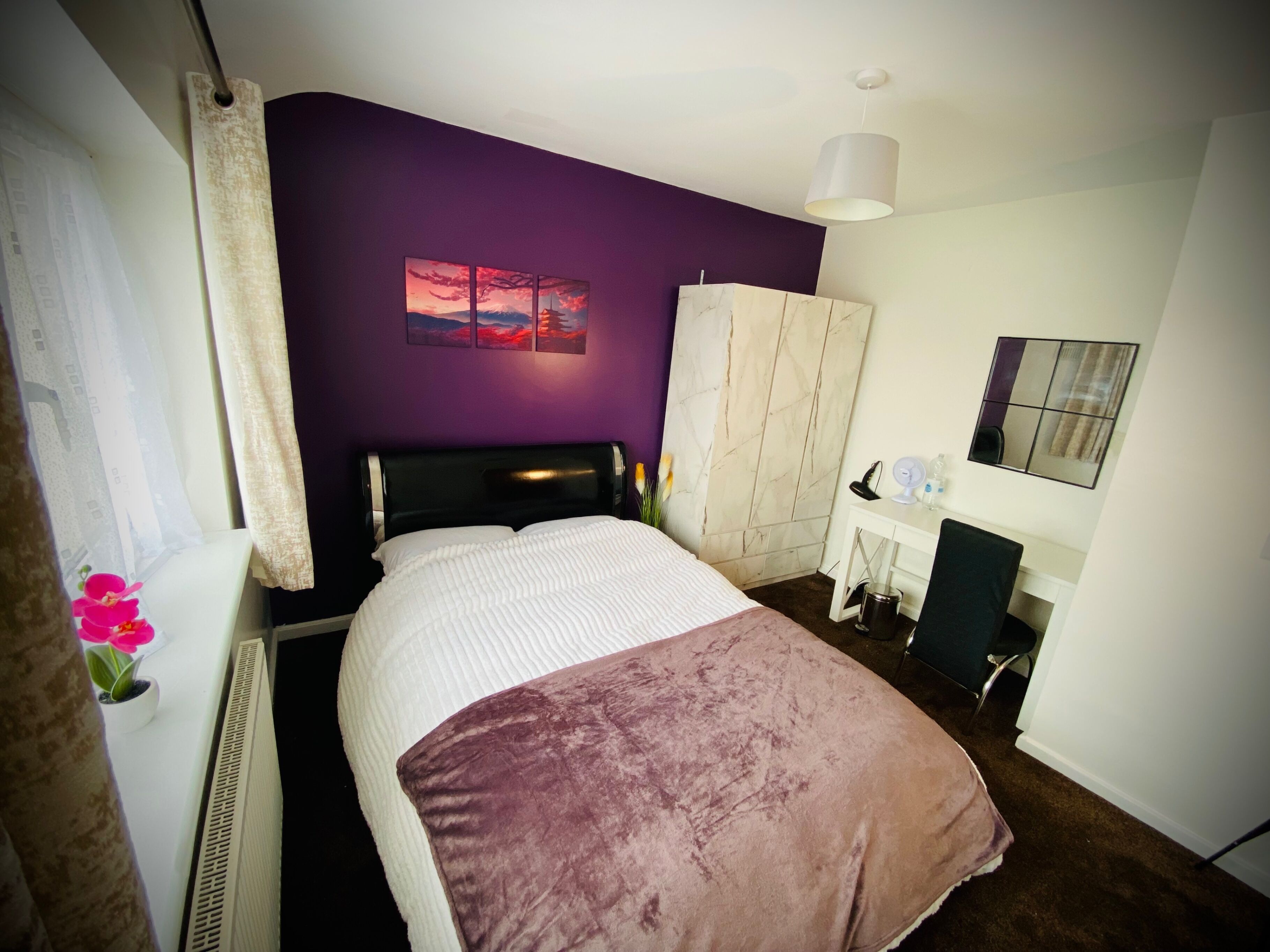 3 bedrooms, iron/ironing board, free WiFi, bed sheets