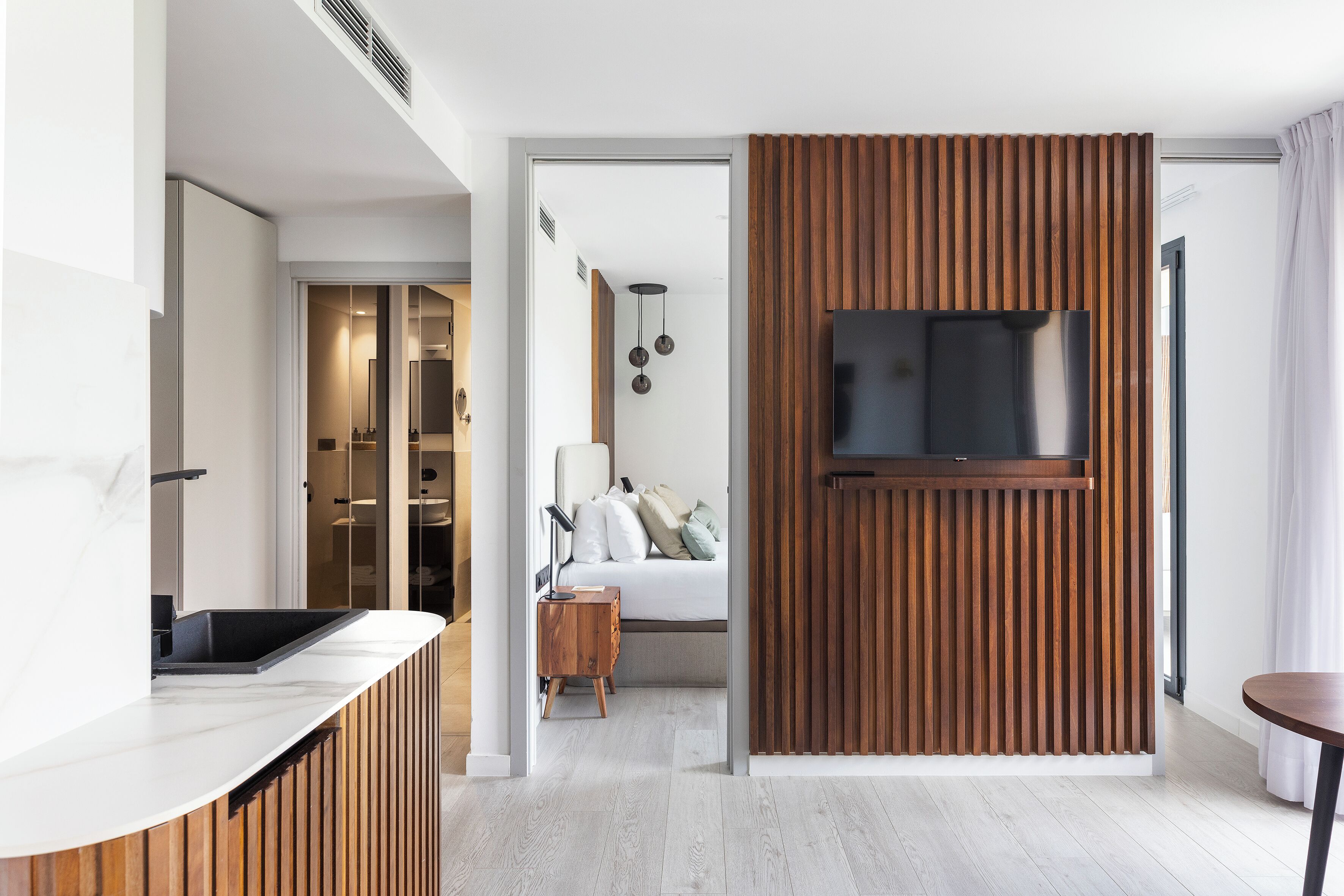 Apartment, 1 Bedroom, Balcony | Living area