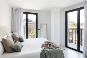 Studio, Balcony | In-room safe, soundproofing, free WiFi, bed sheets - master La Rambla (Barcelona)