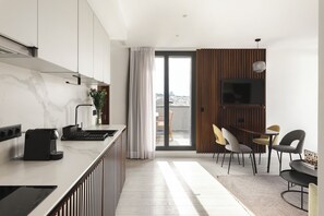 Two Bedroom Penthouse with Large Terrace | Private kitchen | Microwave, toaster, cookware/dishes/utensils, paper towels