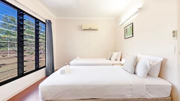 5 bedrooms