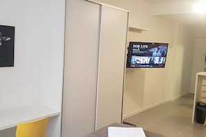 Basic Apartment | Interior