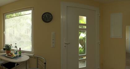 Small apartment for two people with garden and private entrance