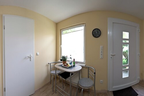 Kleines Apartment für zwei Personen mit Garten und eigenem Eingang