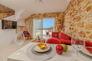 Villa, Sea View | Private kitchen | Fridge, microwave, oven, espresso maker - Minoan Villas (Malia)