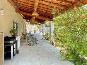 Terrace/patio - Soothing villa with pool in the heart of Provence - Between sea and hills (Gémenos)