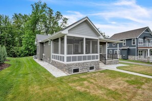 House, 4 Bedrooms | Exterior - Pet-friendly Getaway With Golf & Private Patio Retreat 4 Bedroom Home (South Bend)