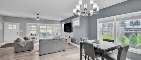 House, 4 Bedrooms | Interior