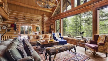 Nhà, 5 phòng ngủ | Khu phòng khách