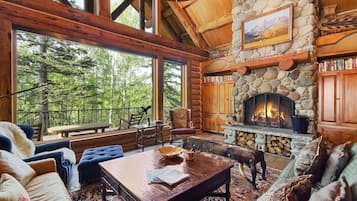 Nhà, 5 phòng ngủ | Khu phòng khách