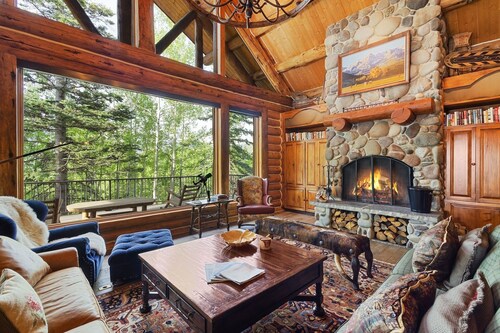 Wildwood Ridge 5 Bedroom Home