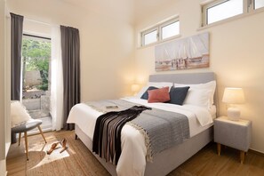 3 slaapkamers, een strijkplank/strijkijzer, wifi, beddengoed