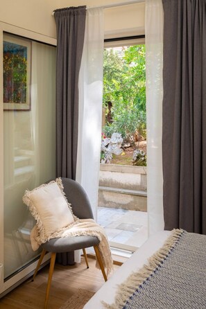 3 bedrooms, in-room safe, iron/ironing board, free WiFi - Luxury Seafront Villa Timeless Korcula with Pool (Korčula)