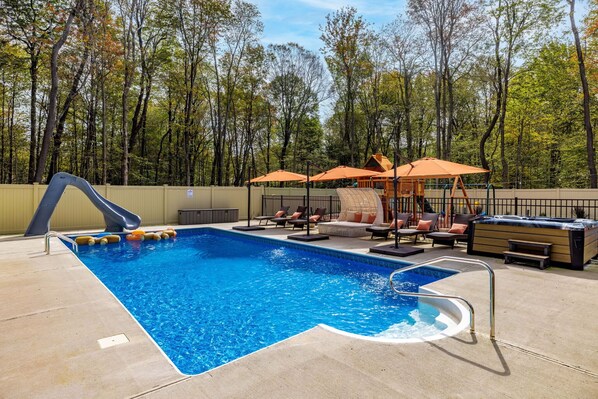 Outdoor pool, a heated pool