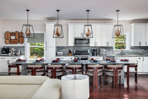 Mountain Estate*GolfSim*HotTub*Sauna*Pickleball