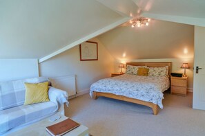 1 quarto, Wi-Fi de cortesia, roupa de cama