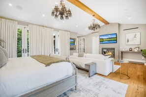 6 chambres, fer et planche à repasser, Wi-Fi, draps fournis