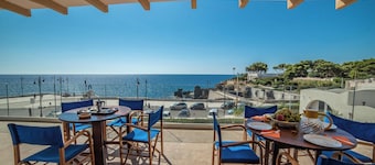 Giulia Sea View Villas