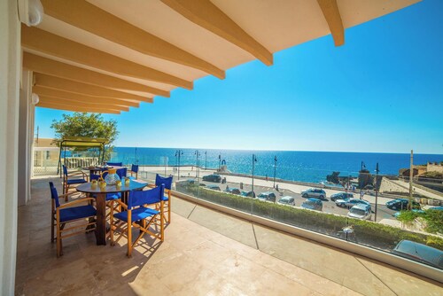 Giulia Sea View Villas