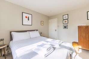 Exterior - Leafy & Stylish Brixton Retreat (London)