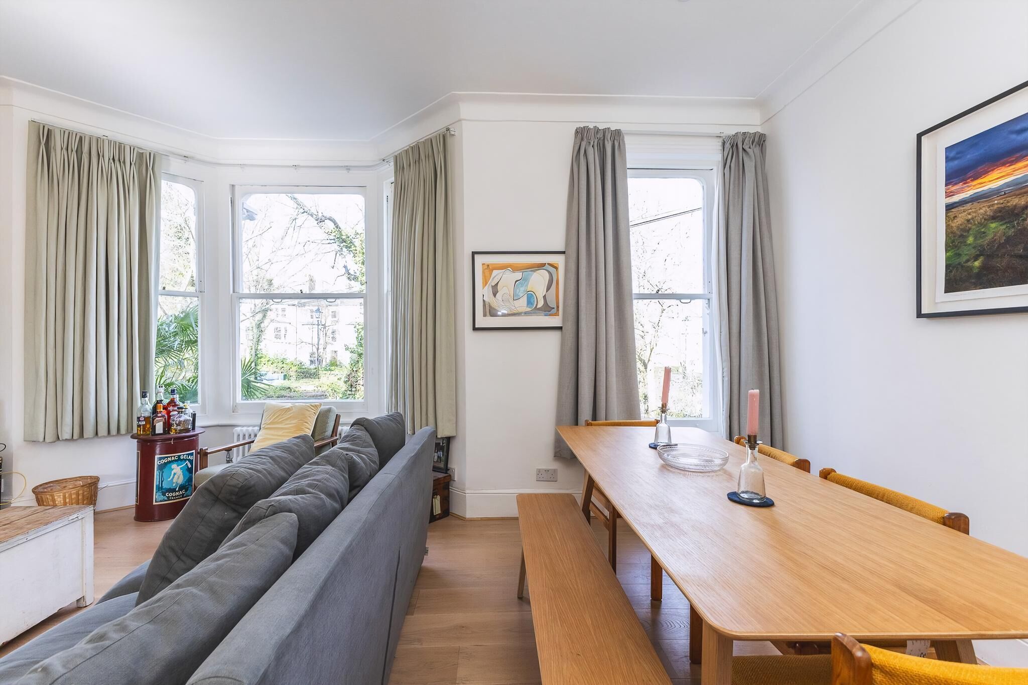 Apartment (Leafy & Stylish Brixton Retreat) | Living room | TV