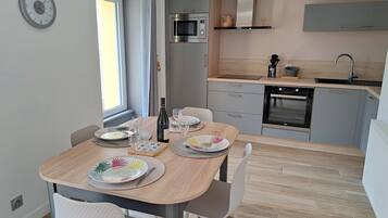 House | Dining
