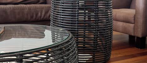 Deluxe Villa, Garden View | Living area | 40-inch Smart TV with digital channels, Netflix, books