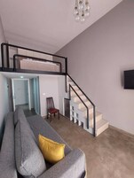 Standard Room, Garden View | In-room safe, desk, soundproofing, free WiFi