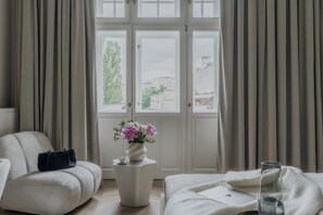 Deluxe Apartment, Balcony, City View