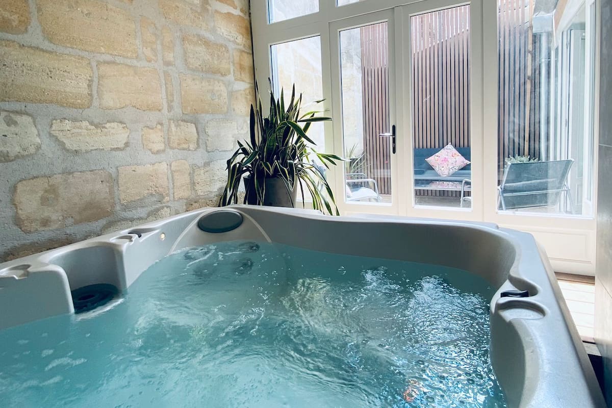 Studiosvit | Privat bubbelpool