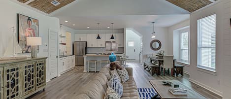 TV, fireplace, offices