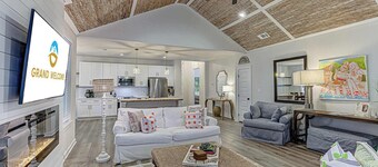 6BD Retreat for 14 with Fire Pit, Patio & Lake Access