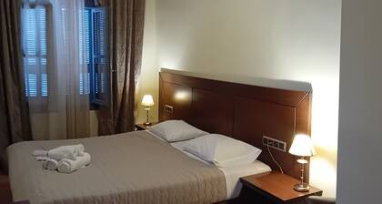 Dias Hotel