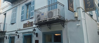 Dias Hotel