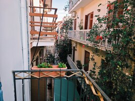 Habitación individual estándar, balcón | Terraza o patio