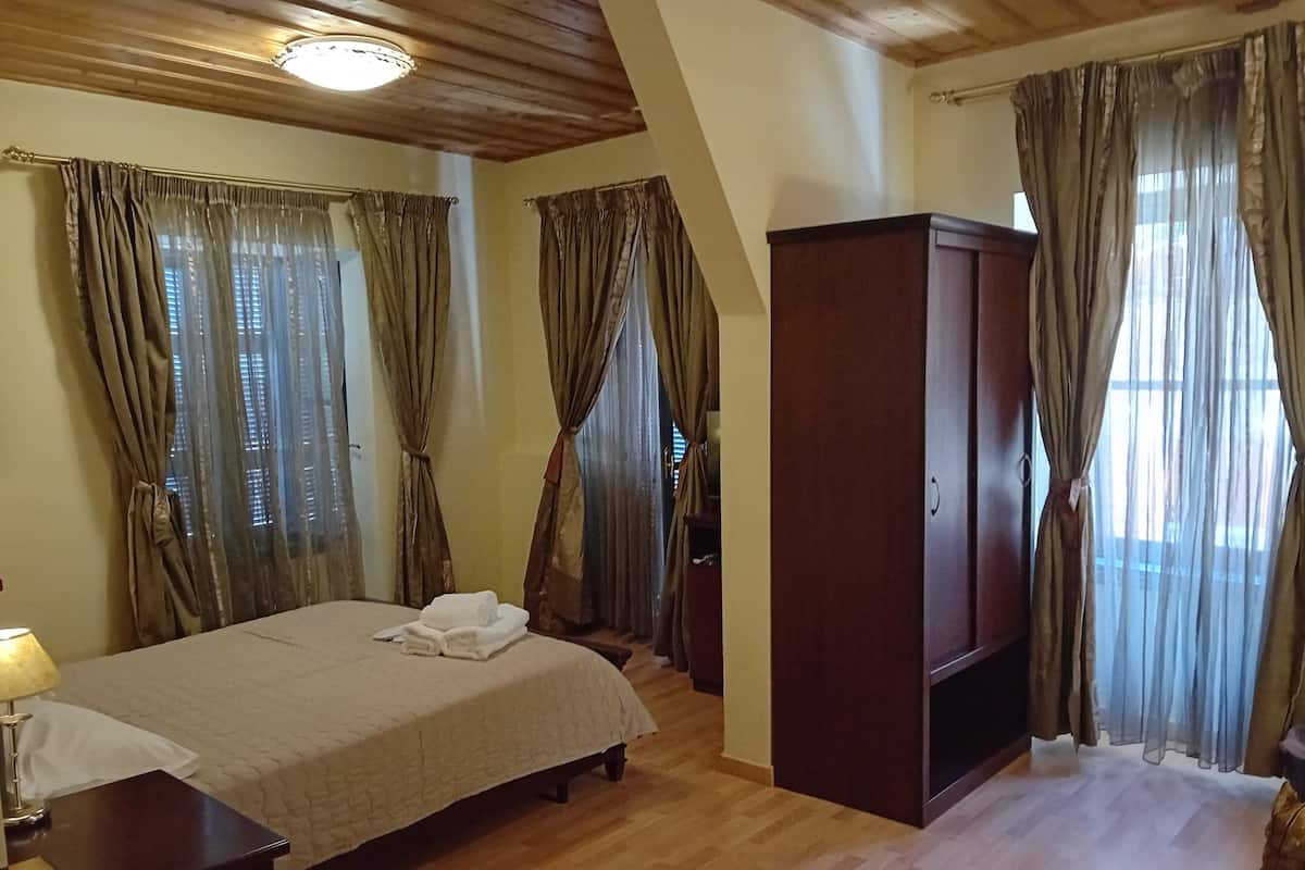 Deluxe Double Room, City View | In-room safe, iron/ironing board (on request), WiFi (free), bed sheets