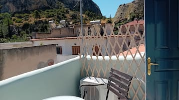 Deluxe Double Room, Balcony, Mountain View | Terrace/patio