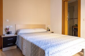 Apartment, 2 Bedrooms, Smoking, Balcony | 3 bedrooms - Luxury Apartment 2 Bedrooms With Pool and Garage (Roquetas de Mar)