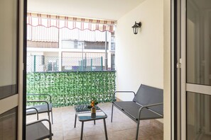 Apartment, 2 Bedrooms, Smoking, Balcony | Balcony