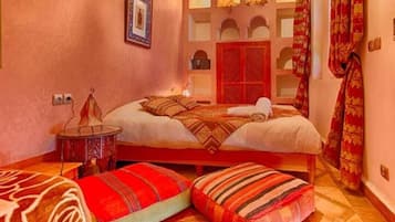 Caja de seguridad en la habitación, cortinas blackout y wifi gratis