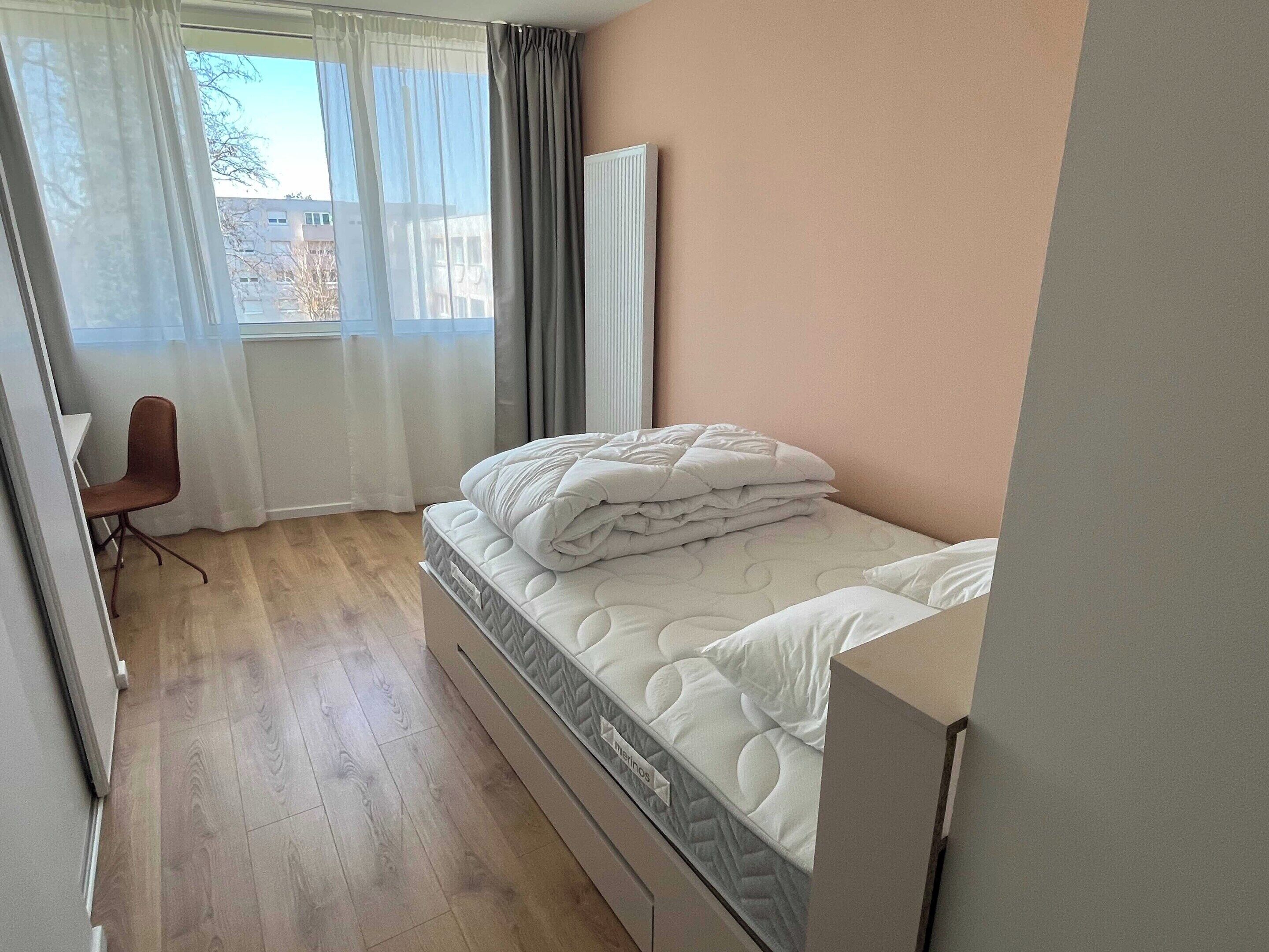 Rumah | 1 kamar tidur, ruang kerja ramah laptop, dan setrika/meja setrika